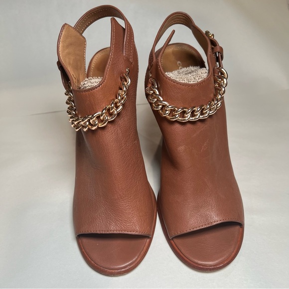 Coach Leanna Sandals Heel Size 9 Camel Brown Open Toe Sling Back Gold Chain - Picture 1 of 15